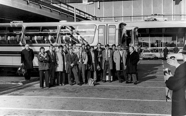 Футболисты Таврии в аэропорту Рима. 1974 год